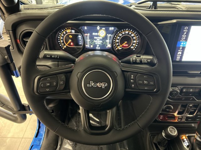 New 2026 Jeep Wrangler Unlimited Rubicon w/ Whitecap Package AWD/4WD image 20