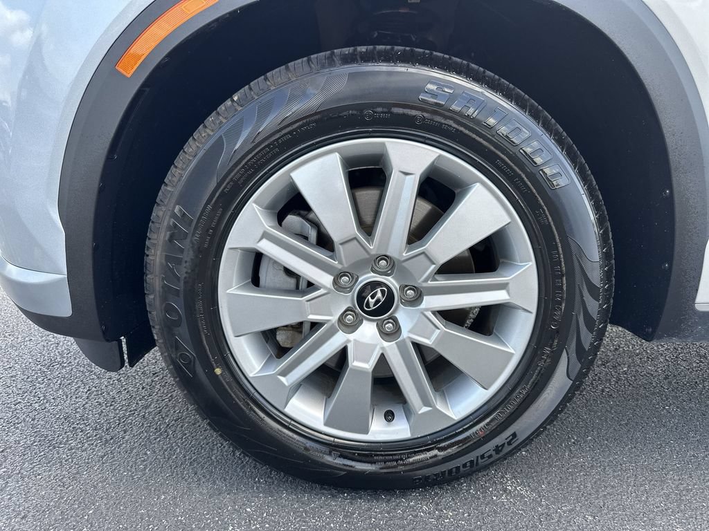 Used 2025 Hyundai Palisade SEL FWD image 16