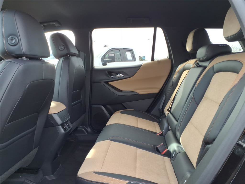 New 2026 Chevrolet Equinox ACTIV w/ Safety and Technology Package AWD/4WD image 24