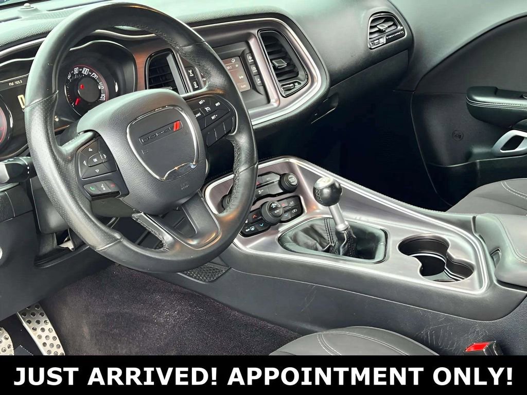 Used 2016 Dodge Challenger R/T w/ Blacktop Package RWD image 13