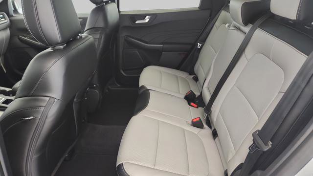 New 2026 Ford Escape SE w/ Class II Trailer Tow Package image 21