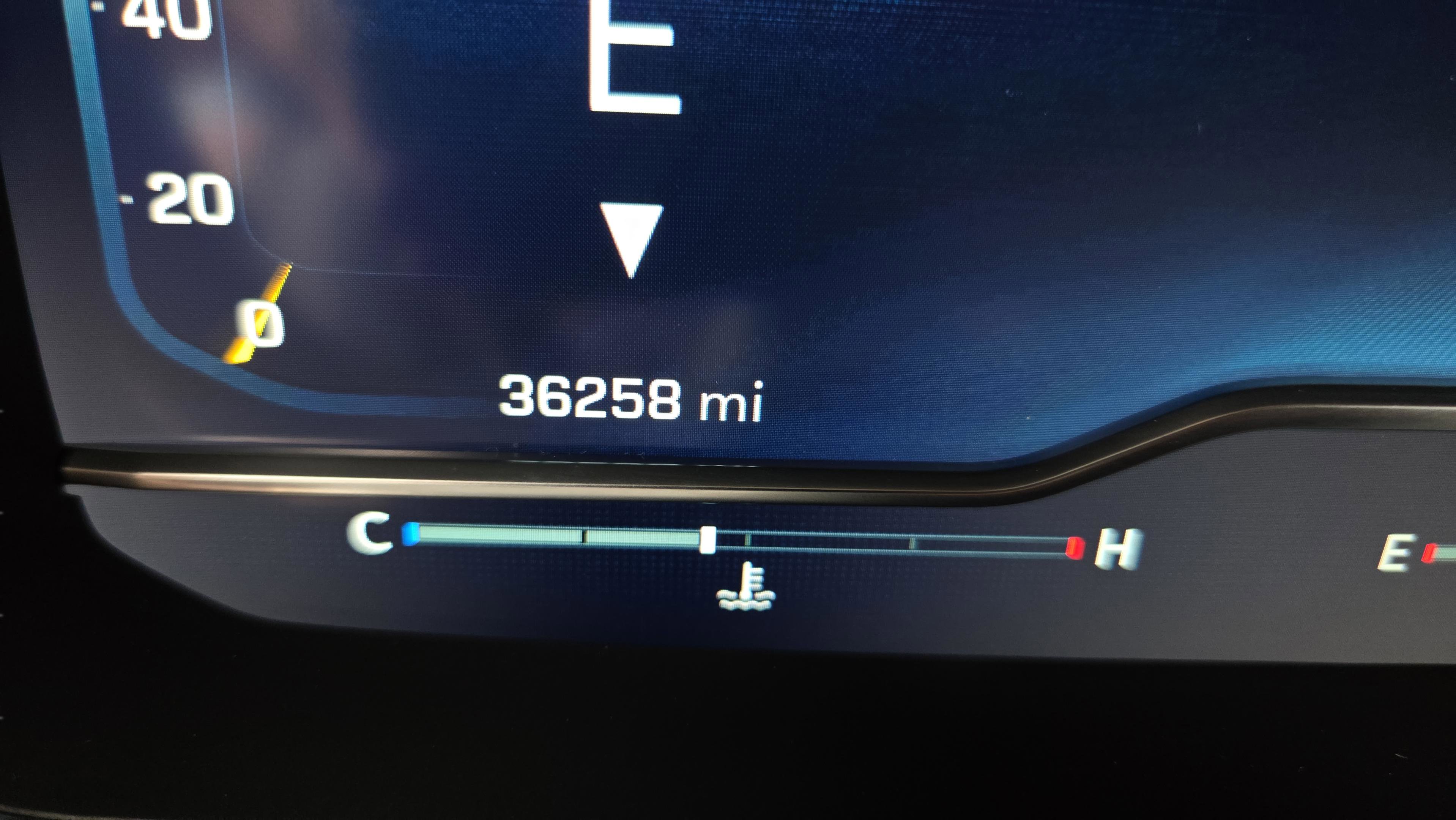 Used 2022 Chevrolet Tahoe RST w/ Luxury Package RWD image 26