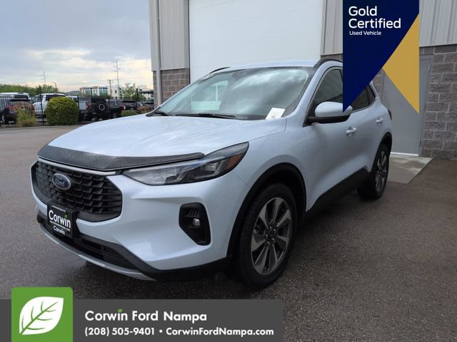 Certified 2025 Ford Escape Platinum AWD/4WD image 9