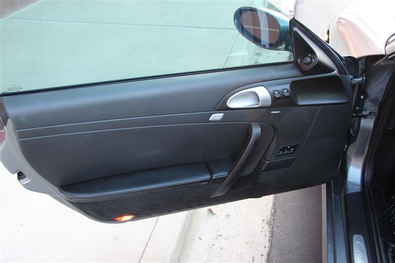 Used 2005 Porsche 911 Carrera RWD image 35