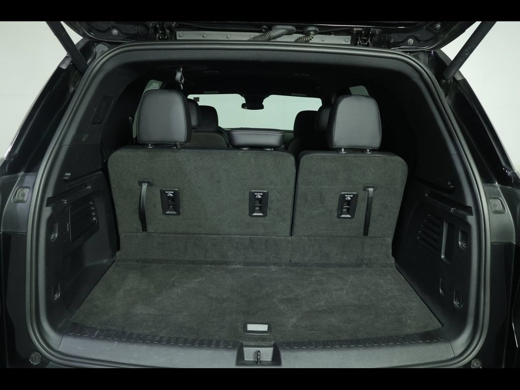 New 2027 Chevrolet Traverse Z71 w/ Enhanced Driving Package AWD/4WD image 14
