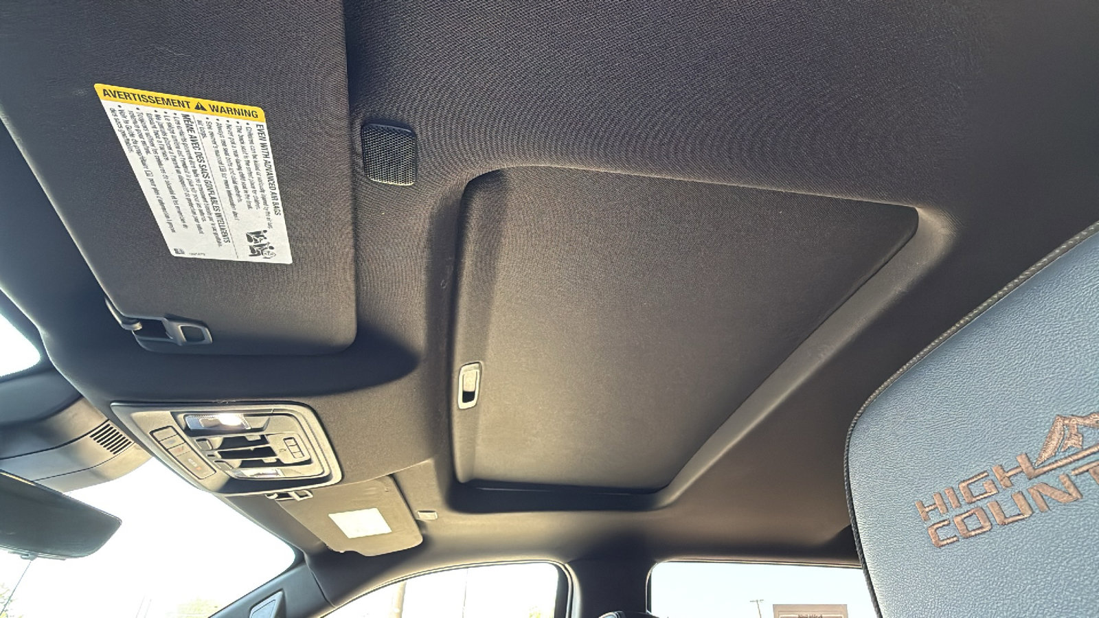 Used 2022 Chevrolet Silverado 1500 High Country w/ High Country Premium Package image 14