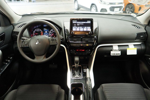 New 2026 Mitsubishi Eclipse Cross LE AWD/4WD image 19