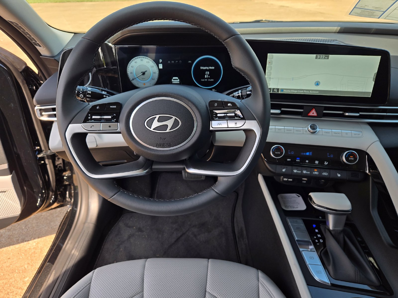 New 2026 Hyundai Elantra Limited FWD image 10