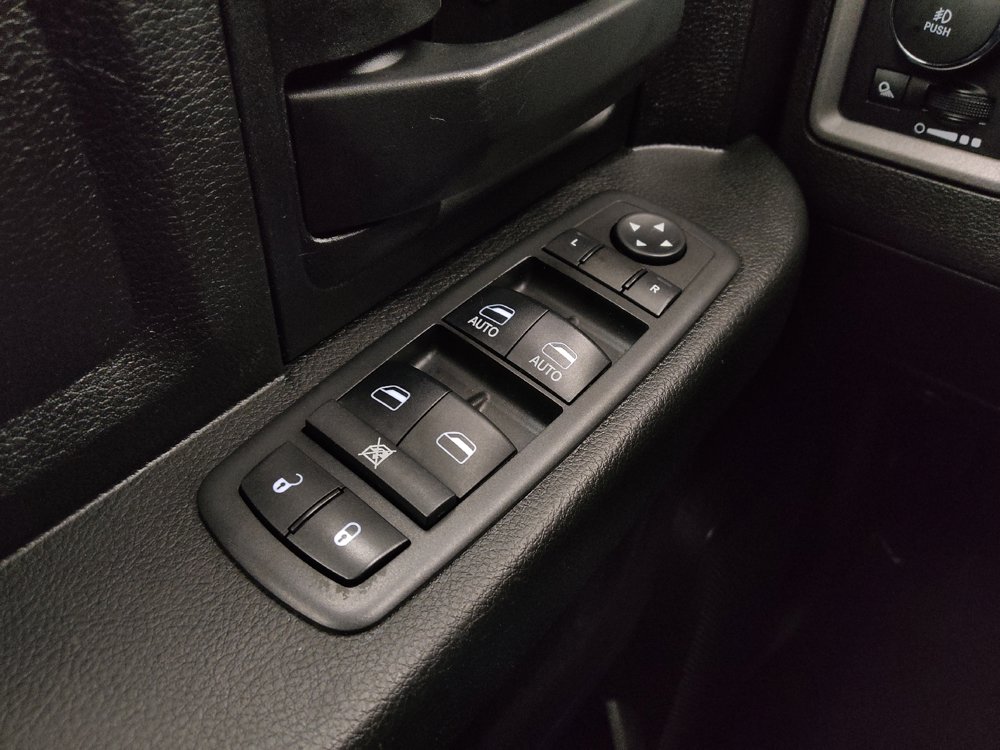 Used 2019 RAM 1500 Express AWD/4WD image 27