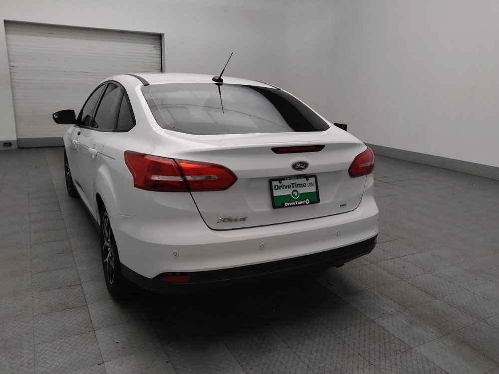 Used 2017 Ford Focus SEL FWD image 5