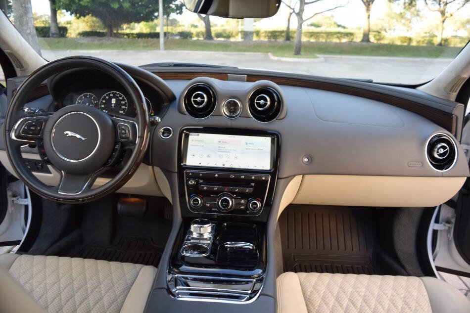 Used 2019 Jaguar XJ Collection image 56