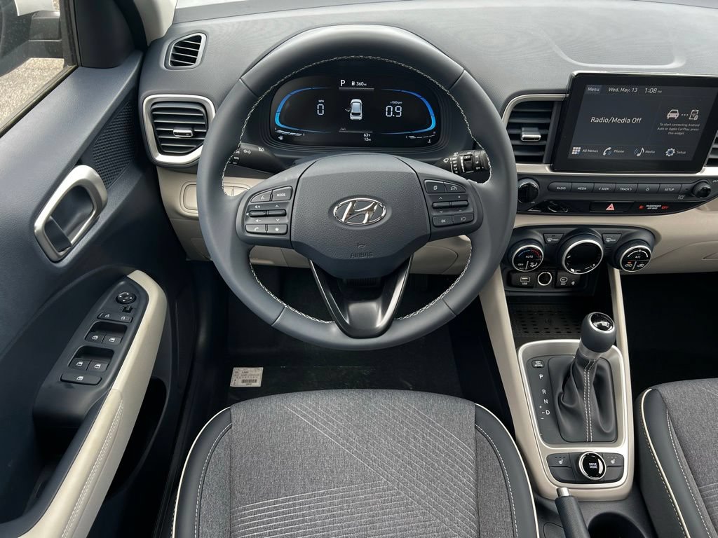 New 2026 Hyundai Venue SEL FWD image 34
