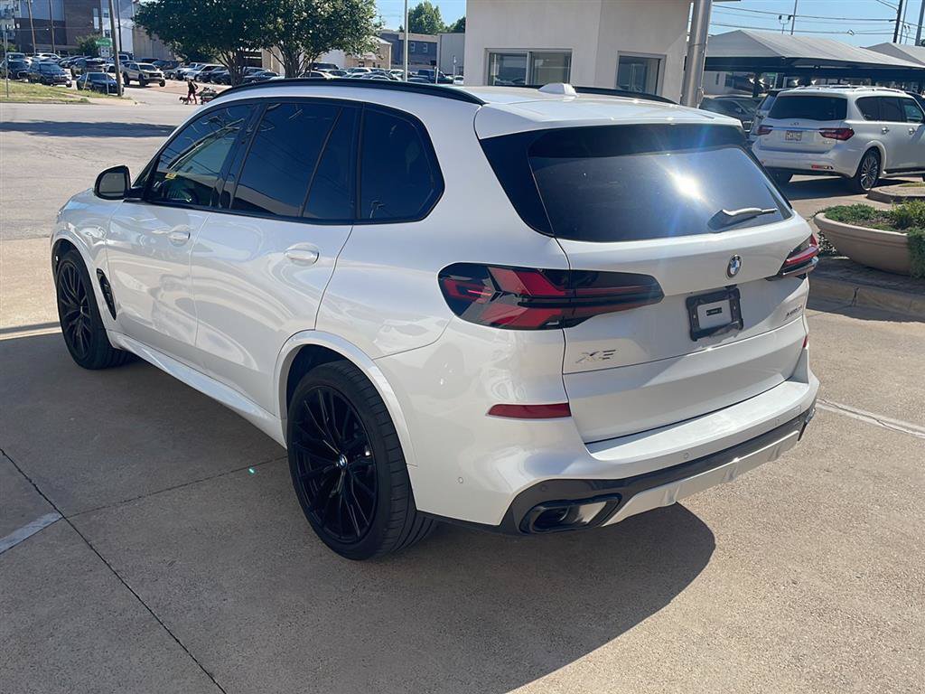Certified 2026 BMW X5 xDrive40i w/ M Sport Package AWD/4WD image 7