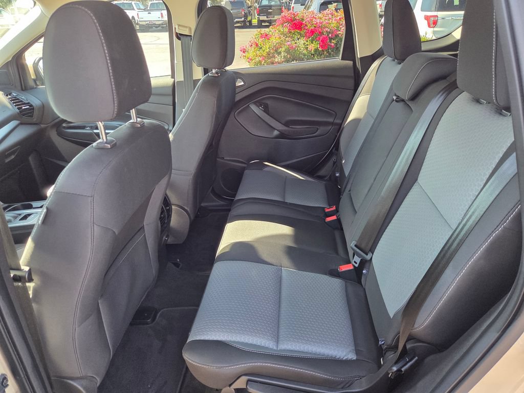 Used 2017 Ford Escape SE AWD/4WD image 24