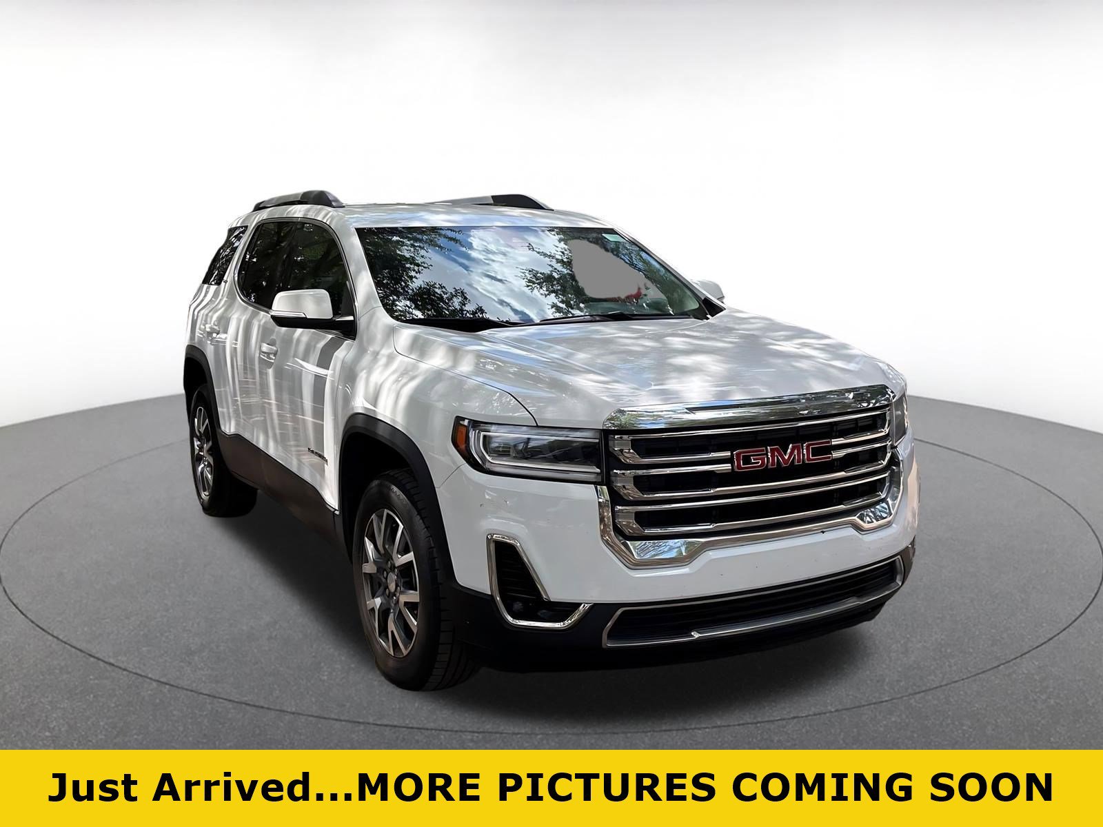 Used 2023 GMC Acadia SLT