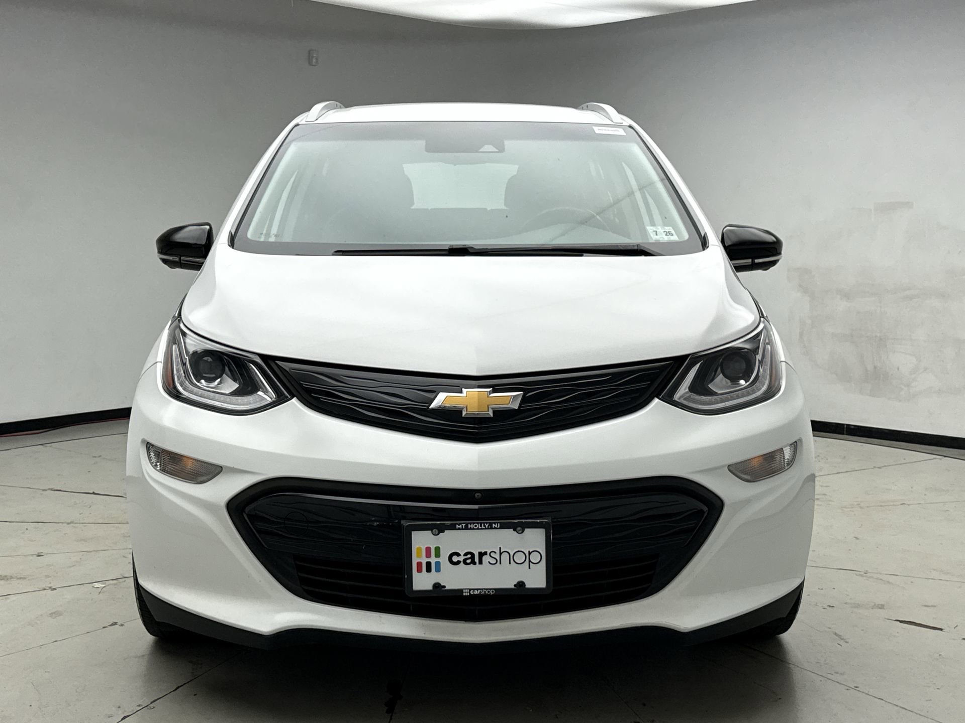 Used 2021 Chevrolet Bolt Premier w/ Infotainment Package FWD image 8