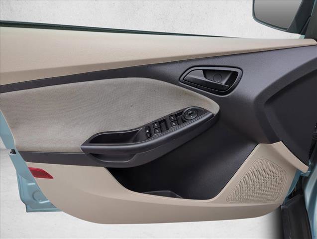 Used 2012 Ford Focus SE image 10