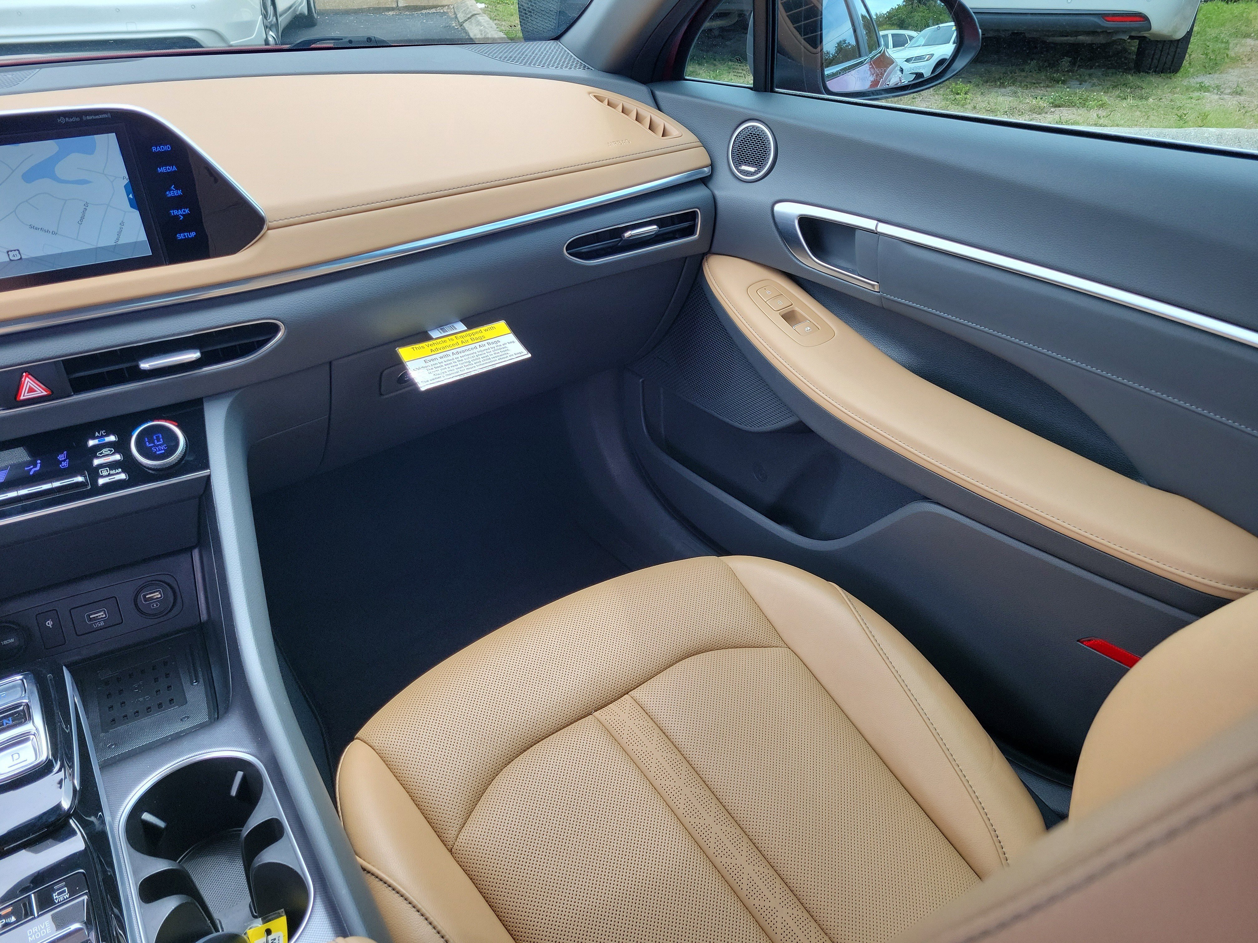 Used 2021 Hyundai Sonata Limited FWD image 17