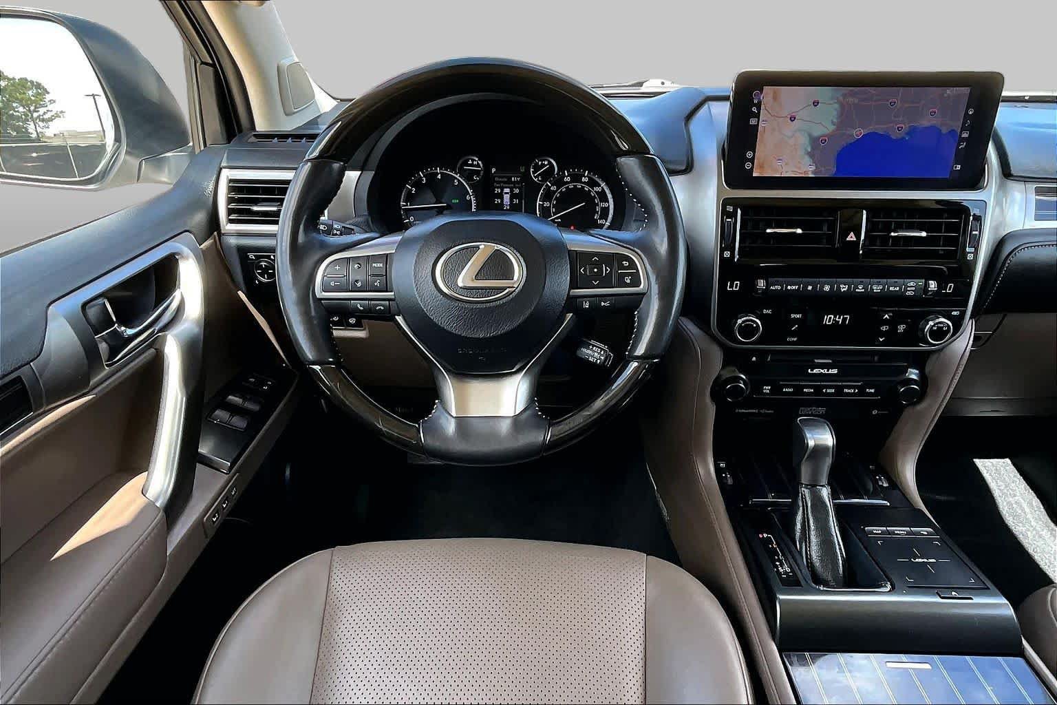 Used 2023 Lexus GX 460 Luxury w/ Accessory Package AWD/4WD image 6
