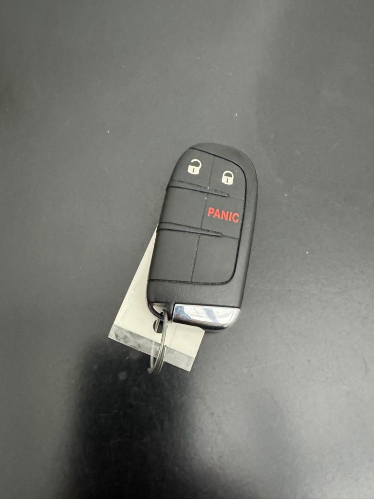 Used 2023 Jeep Renegade Latitude image 41