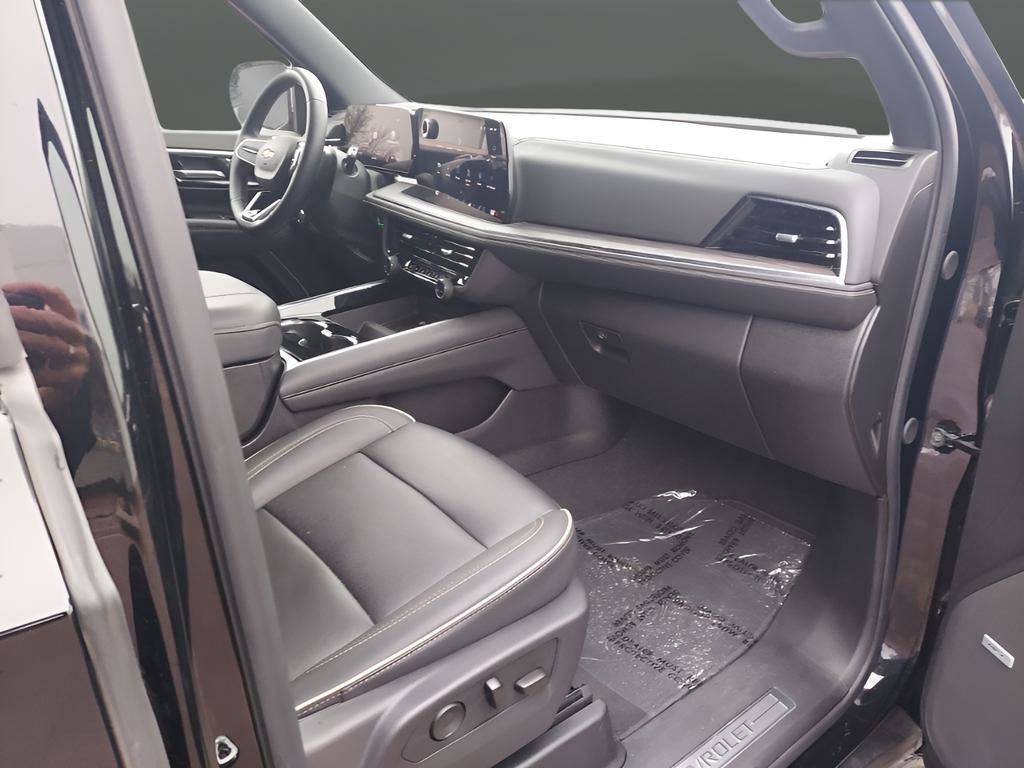 Used 2025 Chevrolet Tahoe Premier image 25
