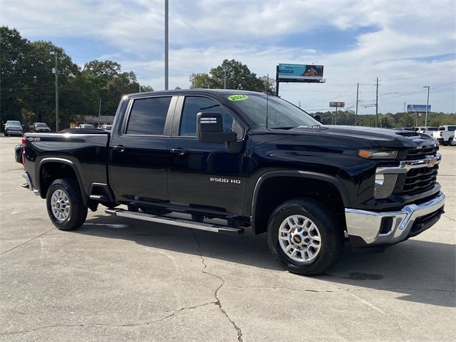 Used 2024 Chevrolet Silverado 2500 LT image 8