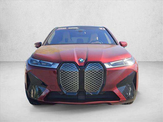 Used 2023 BMW iX xDrive50 w/ Sport Package AWD/4WD image 2