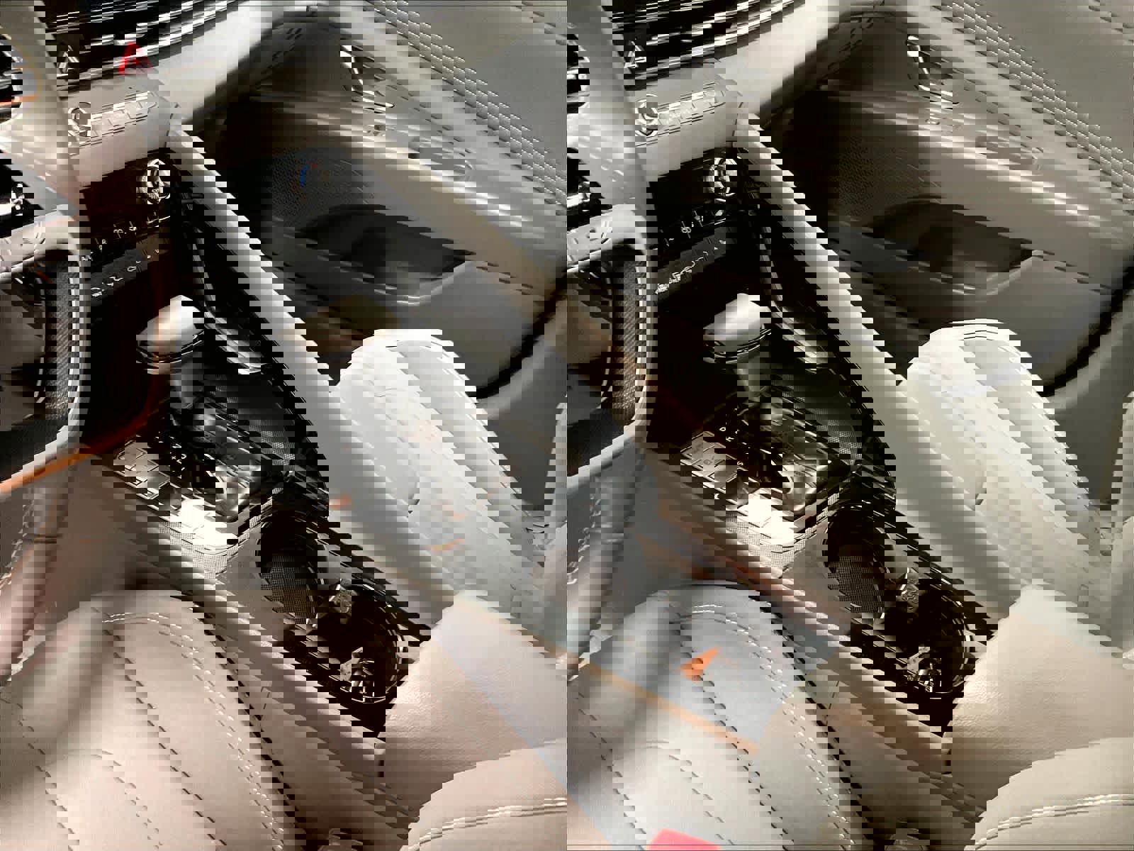 Used 2023 Hyundai Elantra SEL w/ Convenience Package image 20