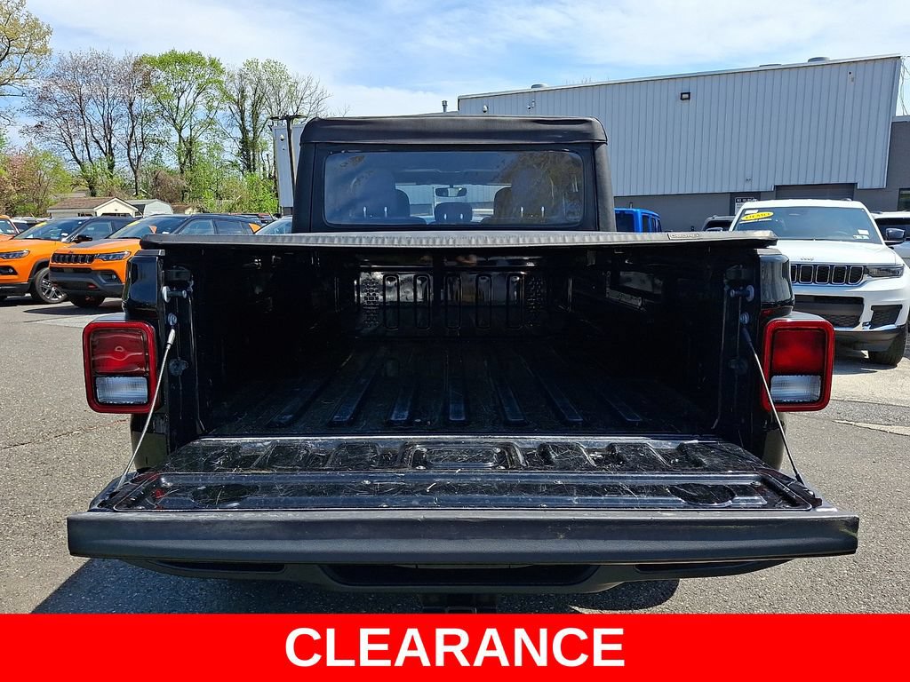 Used 2022 Jeep Gladiator Sport AWD/4WD image 28