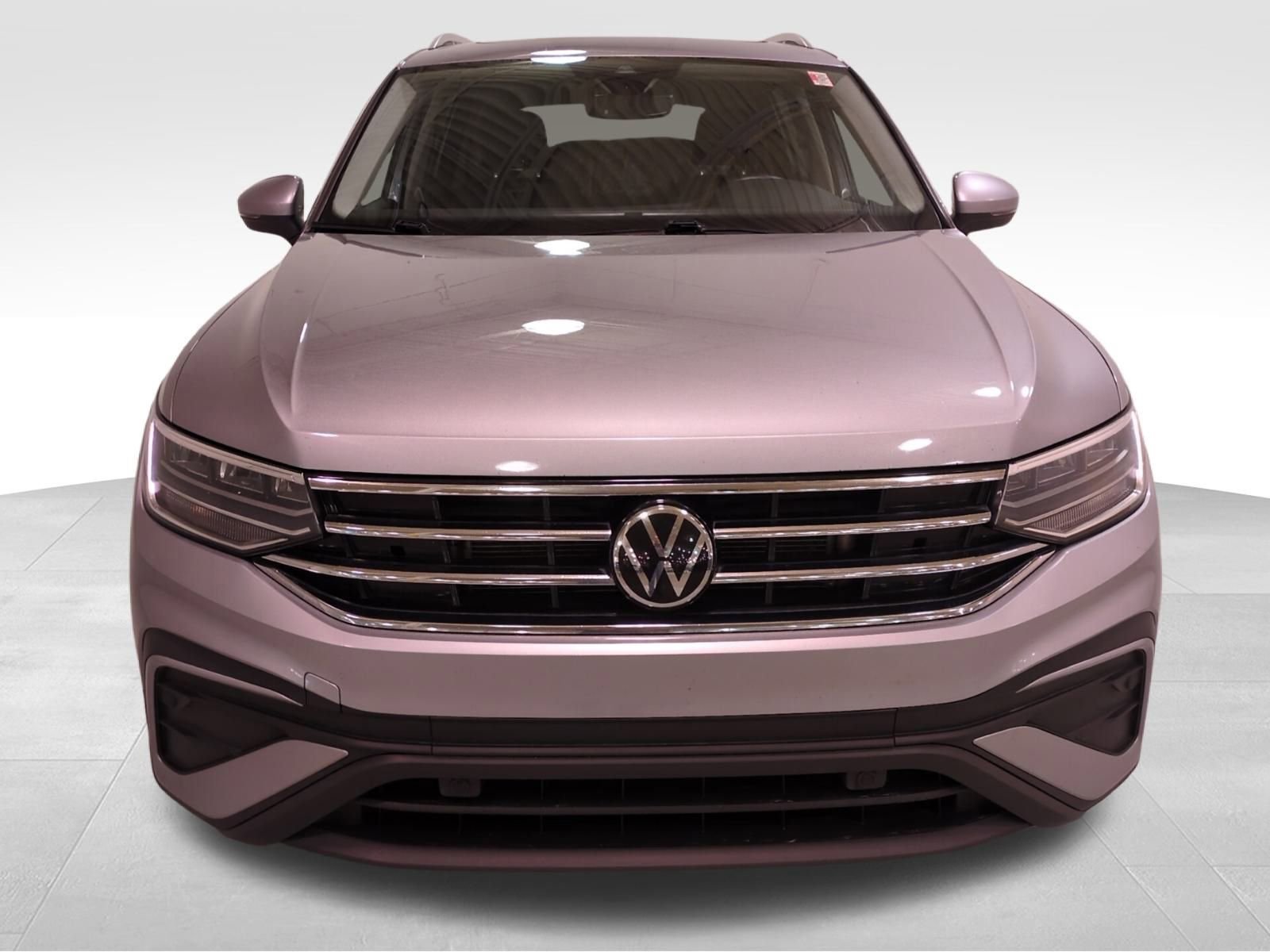 Used 2022 Volkswagen Tiguan SE image 9