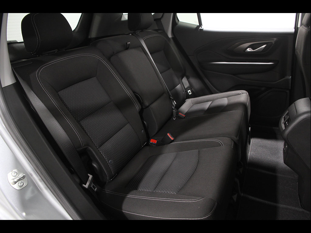 Certified 2024 GMC Terrain SLE w/ Driver Convenience Package AWD/4WD image 18