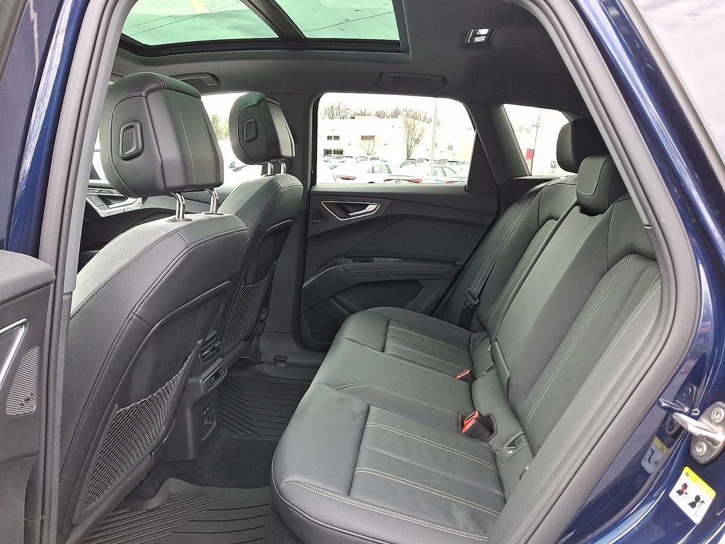 Certified 2023 Audi Q4 e-tron Premium Plus w/ Premium Plus image 17
