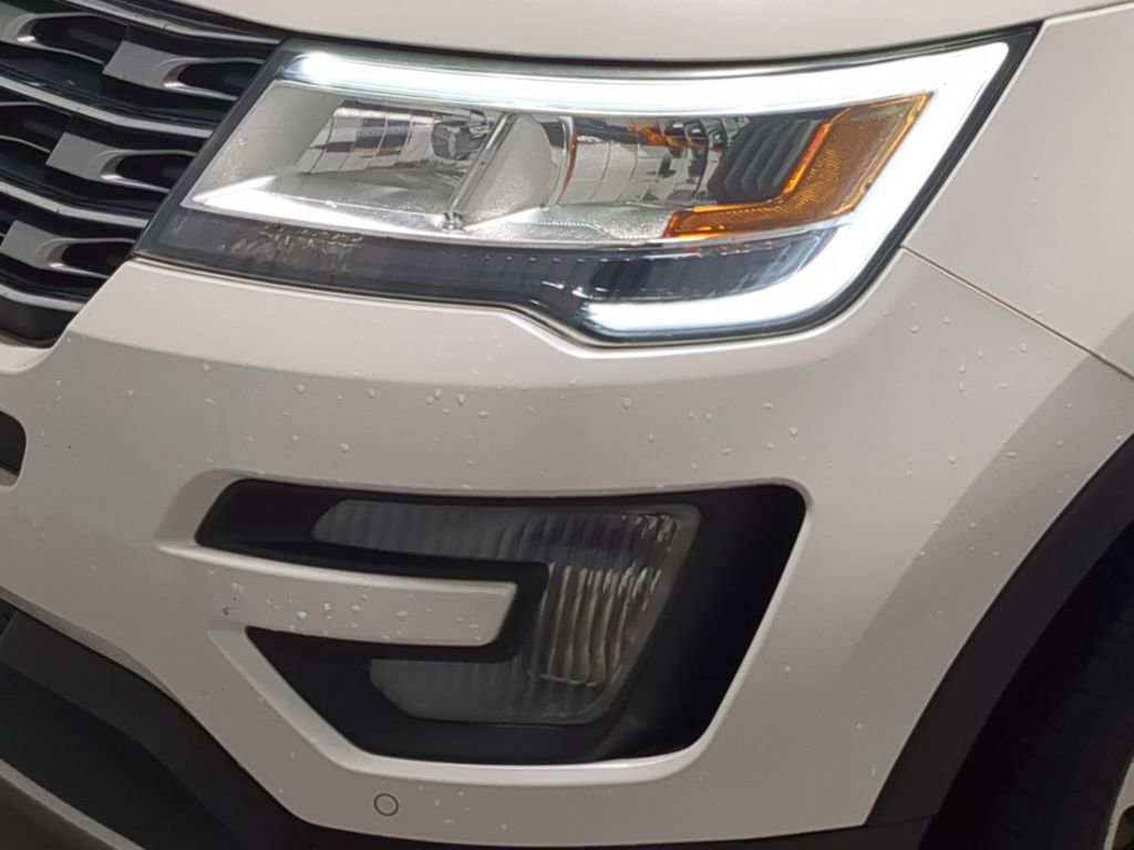 Used 2016 Ford Explorer Limited AWD/4WD image 13