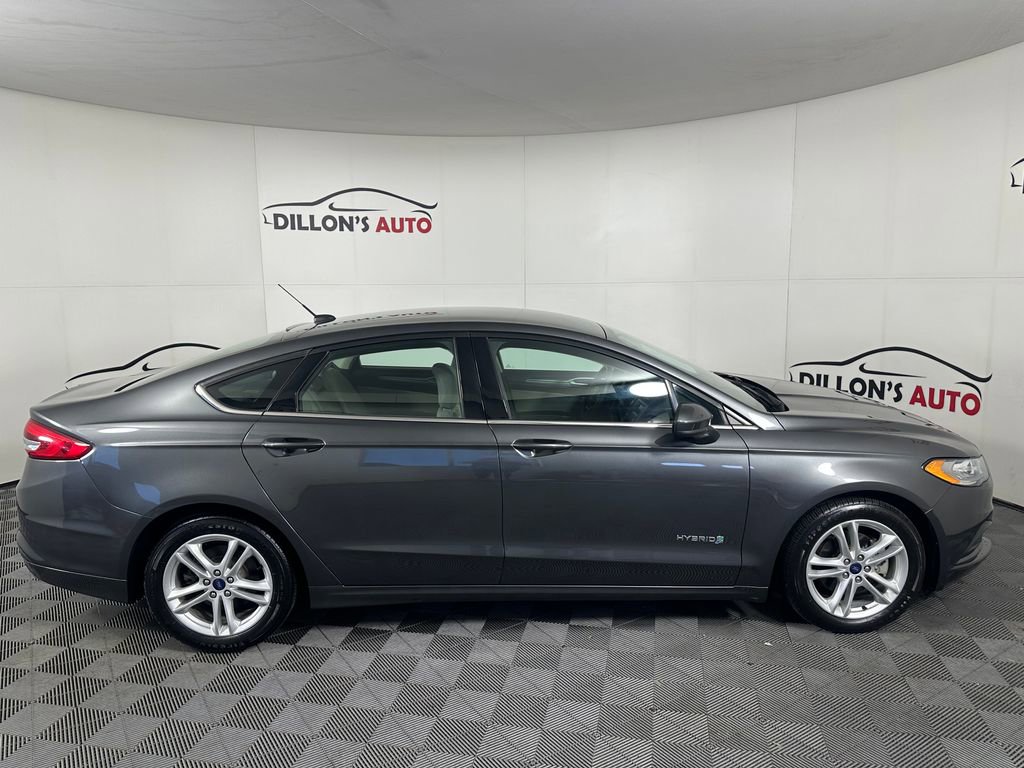 Used 2018 Ford Fusion S FWD image 8