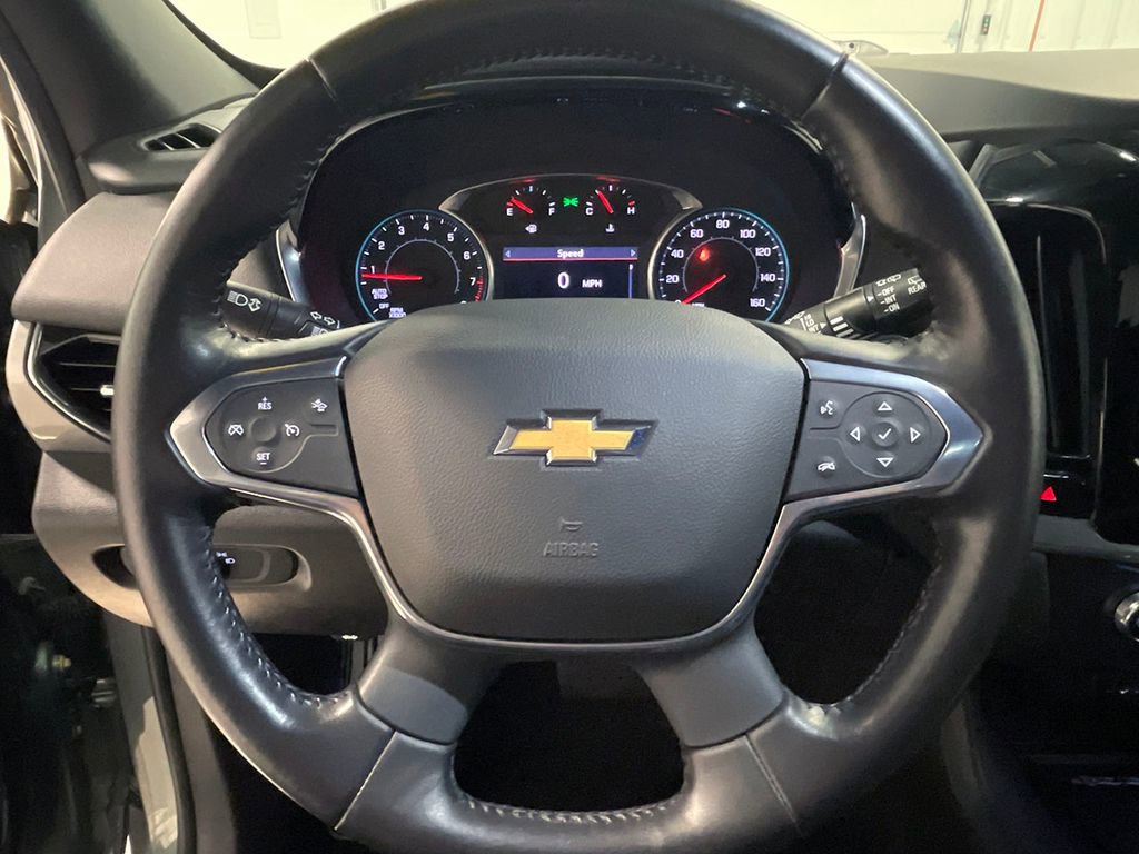 Used 2022 Chevrolet Traverse LT AWD/4WD image 35