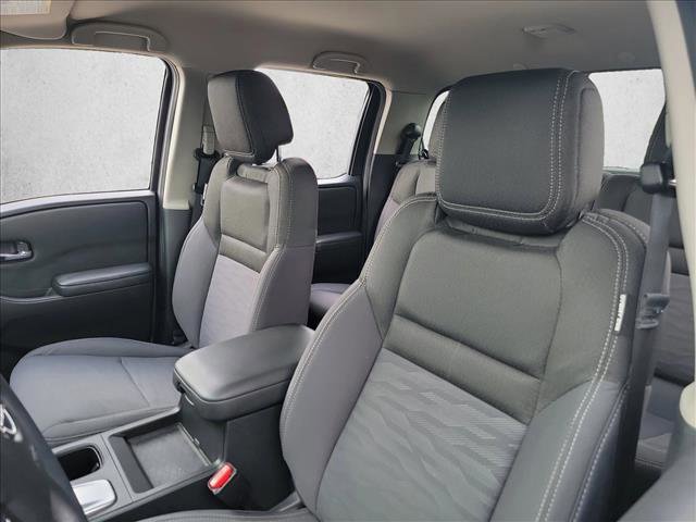 Used 2024 Nissan Frontier SV w/ Technology Package RWD image 10