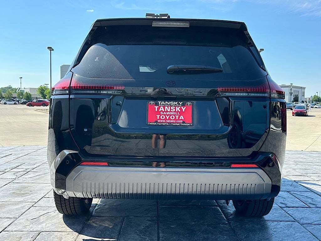 New 2026 Toyota RAV4 XSE AWD/4WD image 4