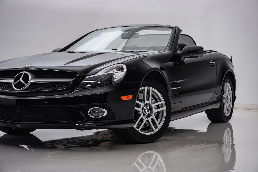 Used 2009 Mercedes-Benz SL 550 image 2