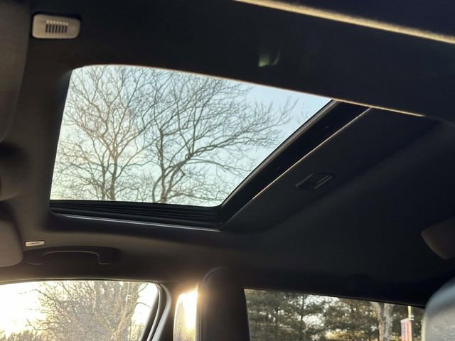 Certified 2022 Dodge Durango R/T w/ Blacktop Package image 12