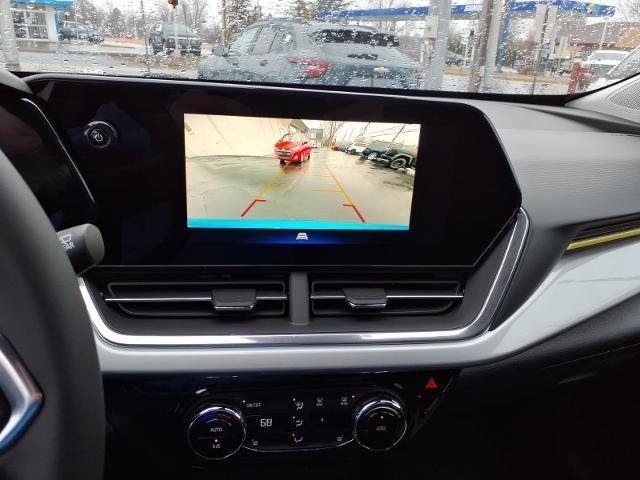 New 2026 Chevrolet Trax LT w/ Sunroof Package FWD image 10