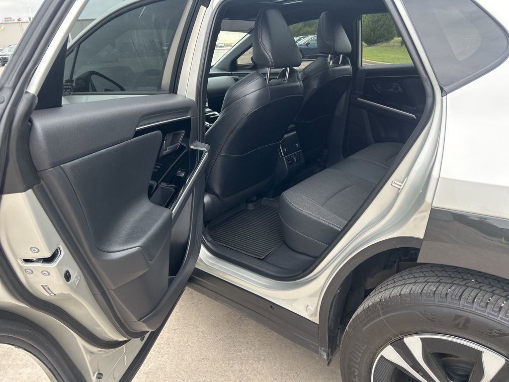 Used 2024 Toyota bZ4X XLE w/ Weather Package image 28