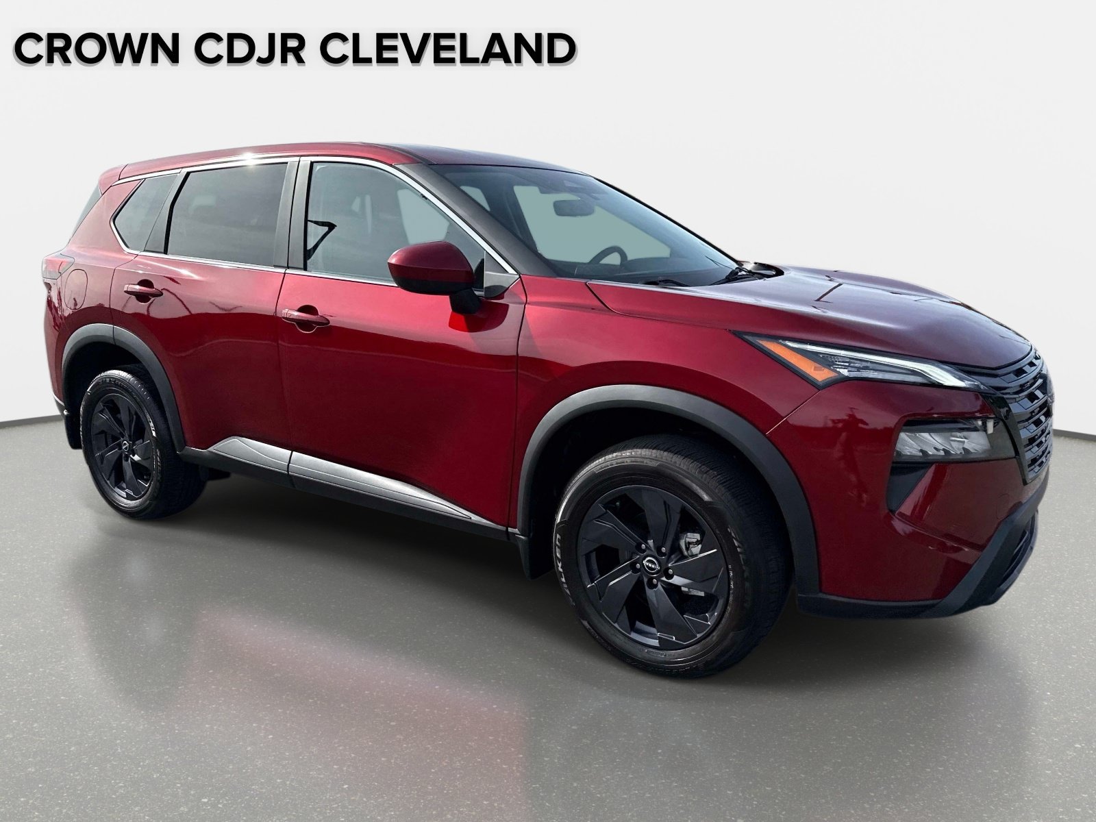 Used 2026 Nissan Rogue SV FWD image 2