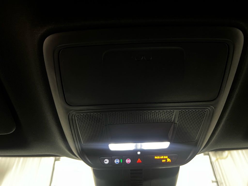 New 2026 Chevrolet Traverse LT w/ Midnight/Sport Edition image 20