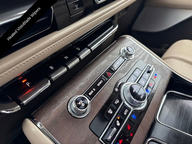 Certified 2023 Lincoln Aviator Reserve w/ Equipment Group 201A image 29