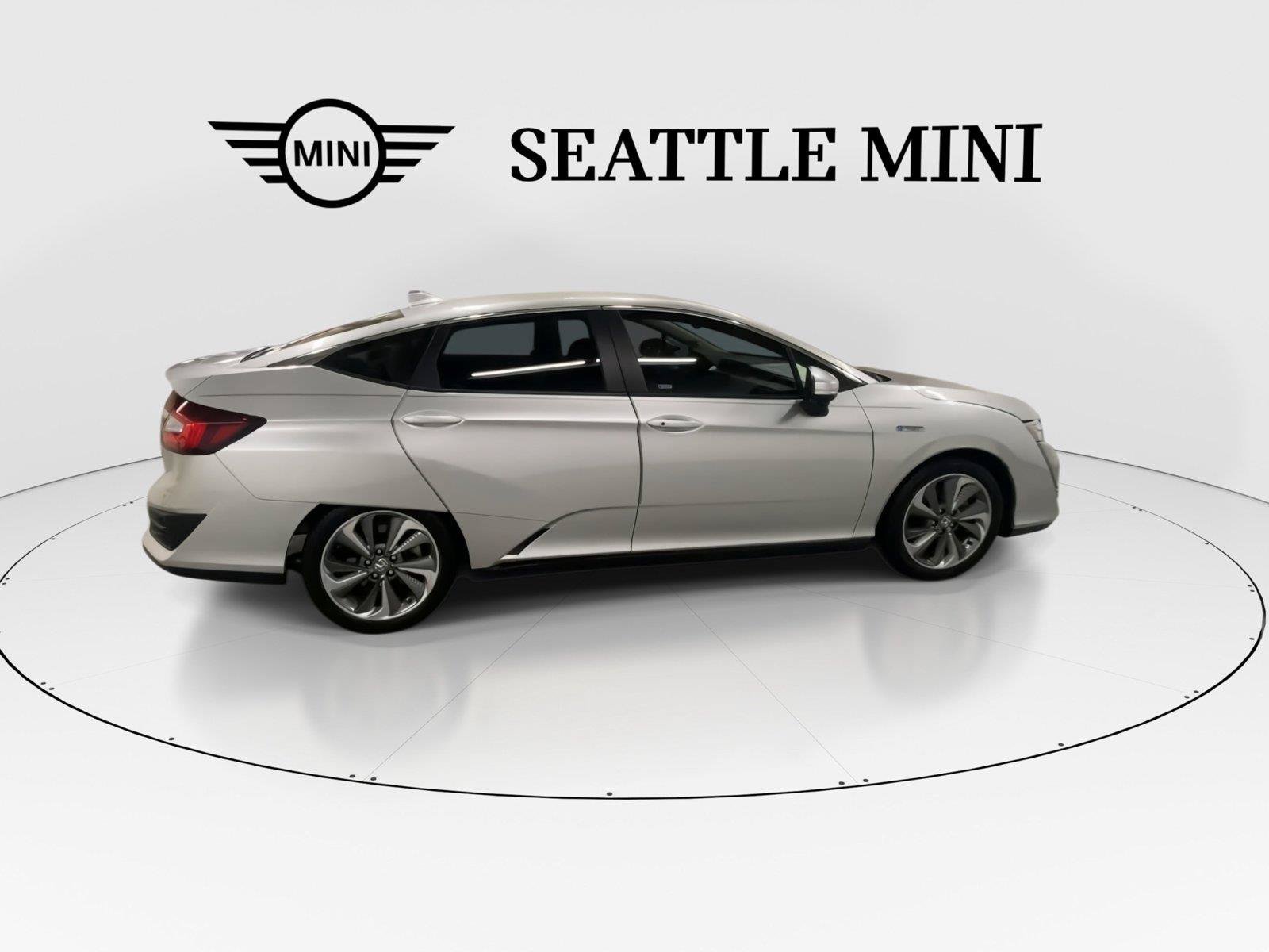 Used 2018 Honda Clarity Touring image 12