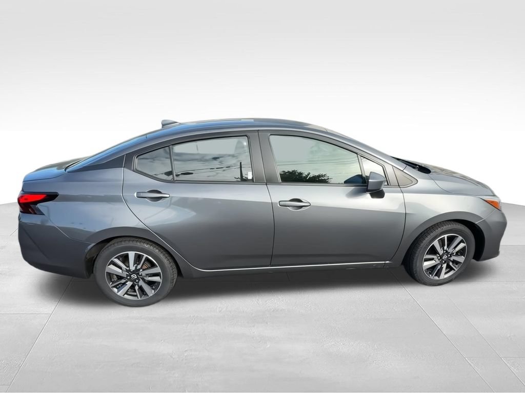 Used 2024 Nissan Versa SV FWD image 9