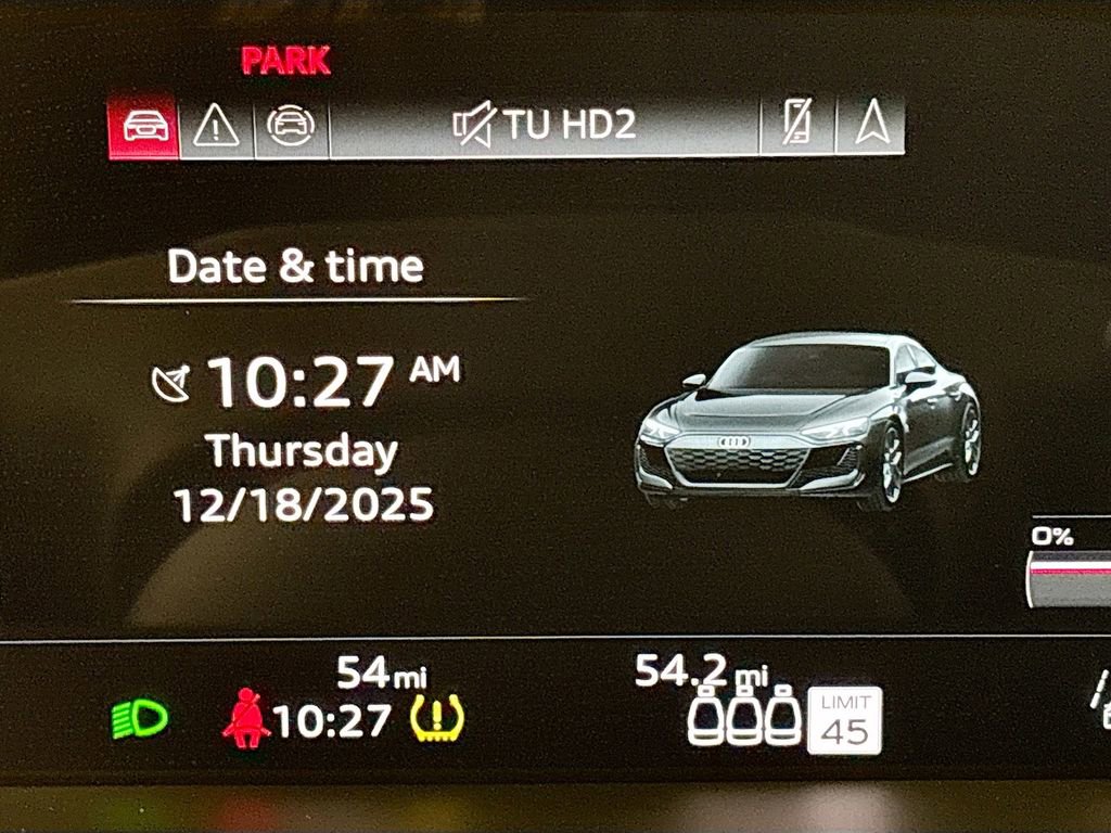 New 2025 Audi RS e-tron GT performance image 11