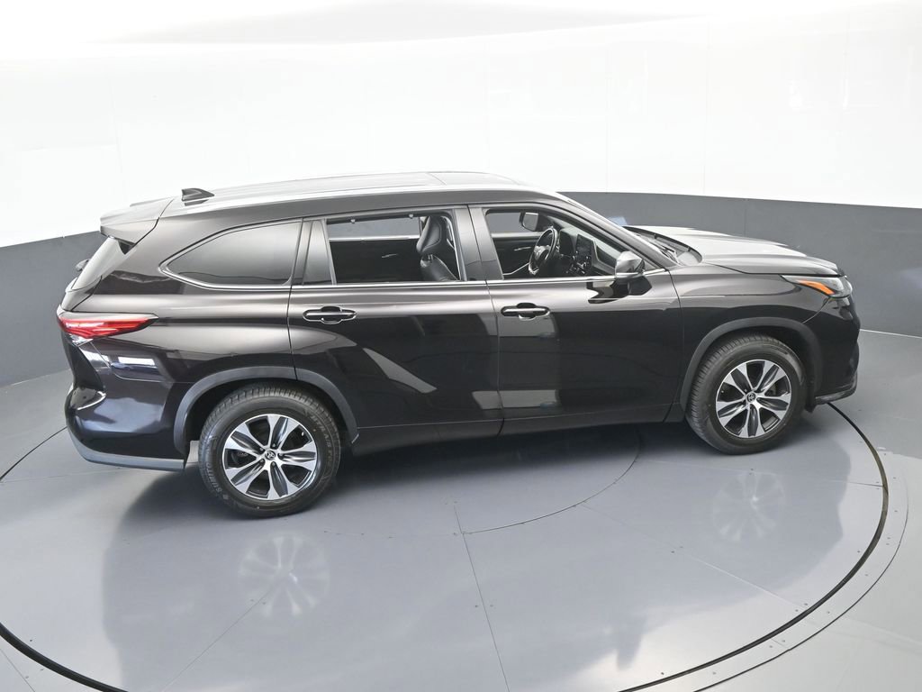 Used 2021 Toyota Highlander XLE image 51