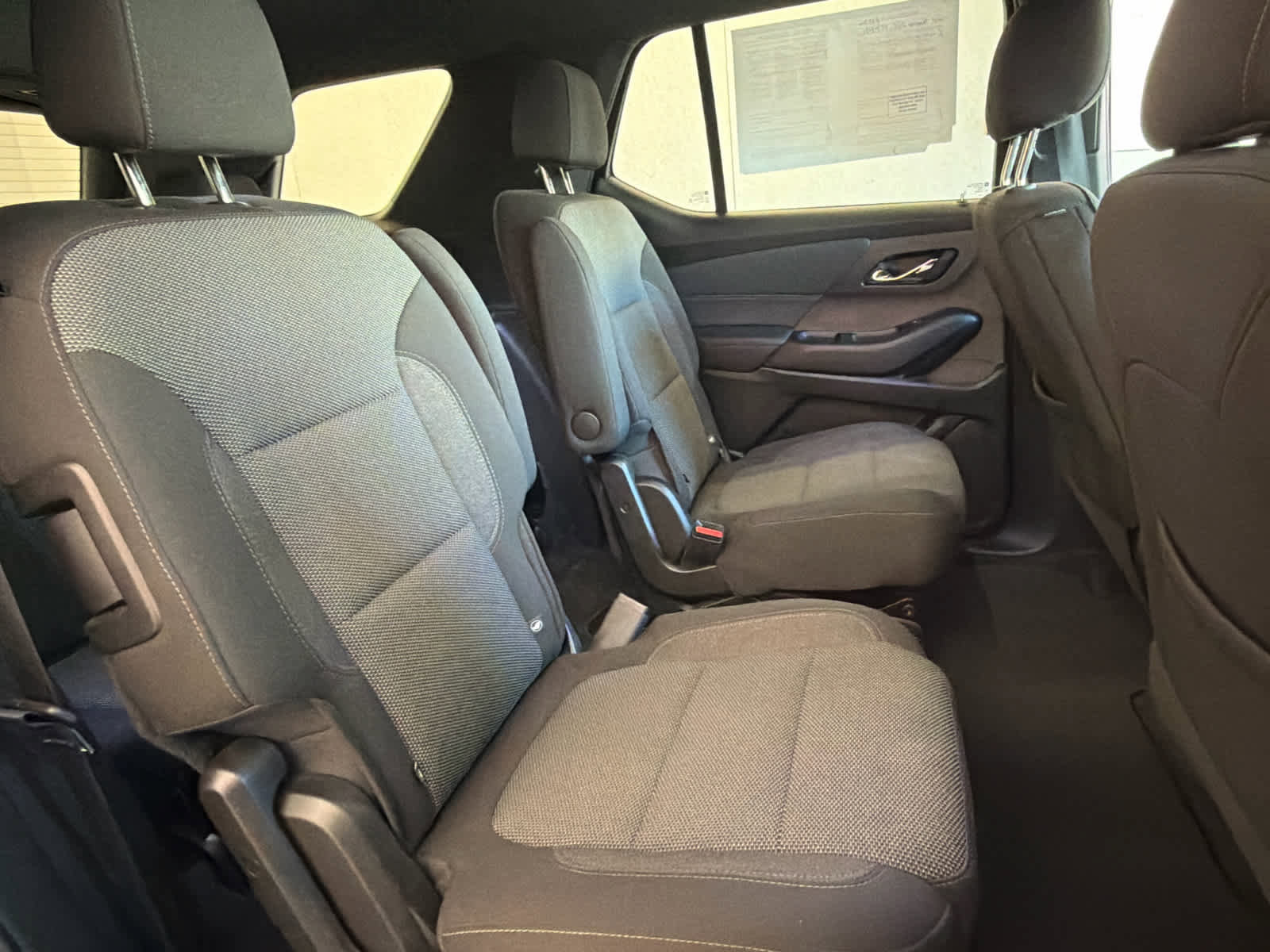 Used 2023 Chevrolet Traverse LT AWD/4WD image 36