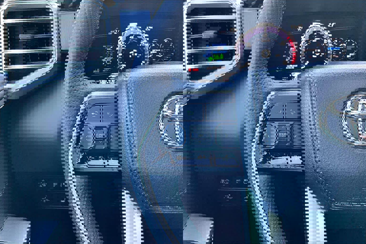 Used 2025 Toyota Tundra Platinum image 24